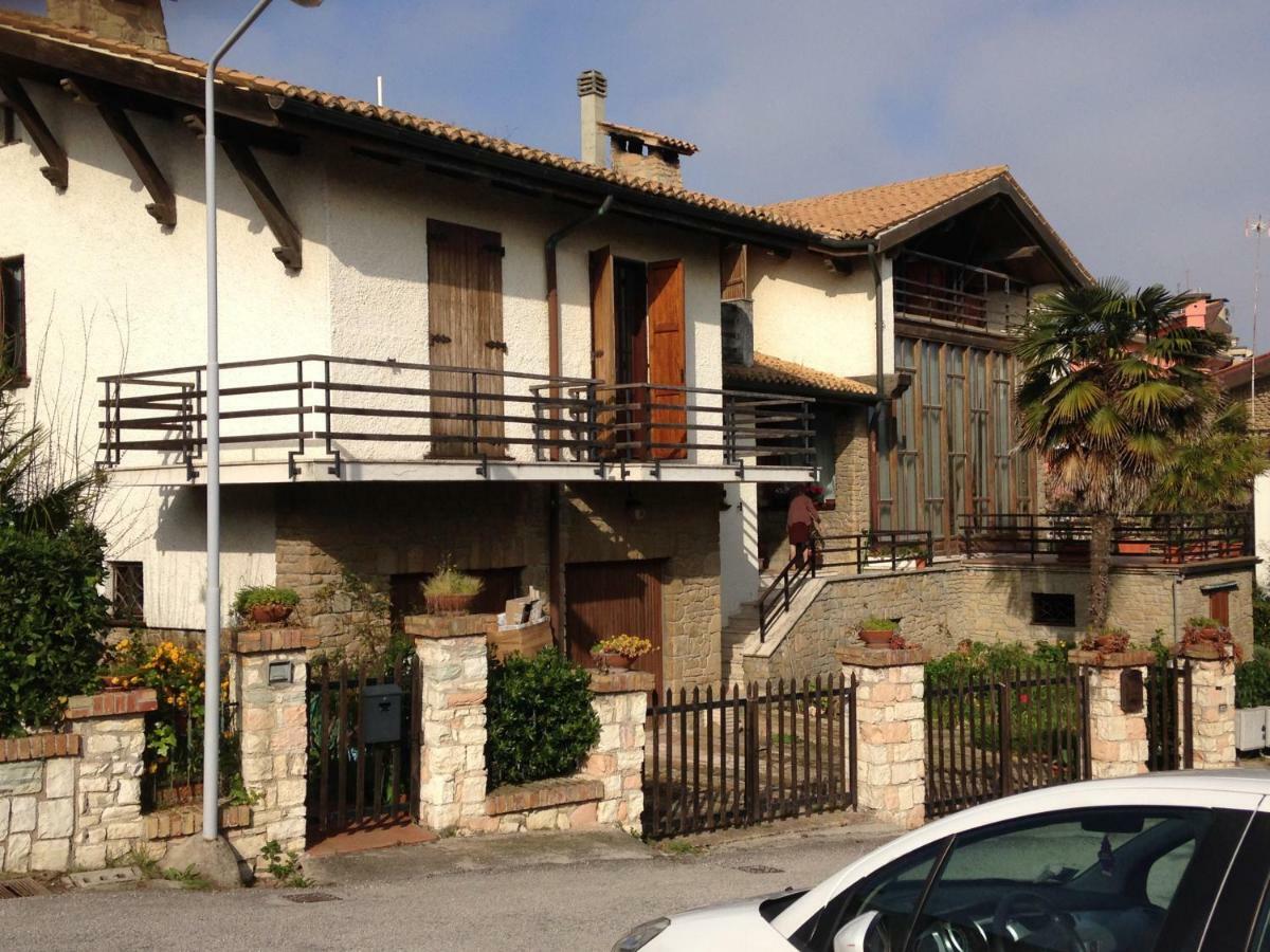 Villa Lilly Falconara Marittima Exterior foto
